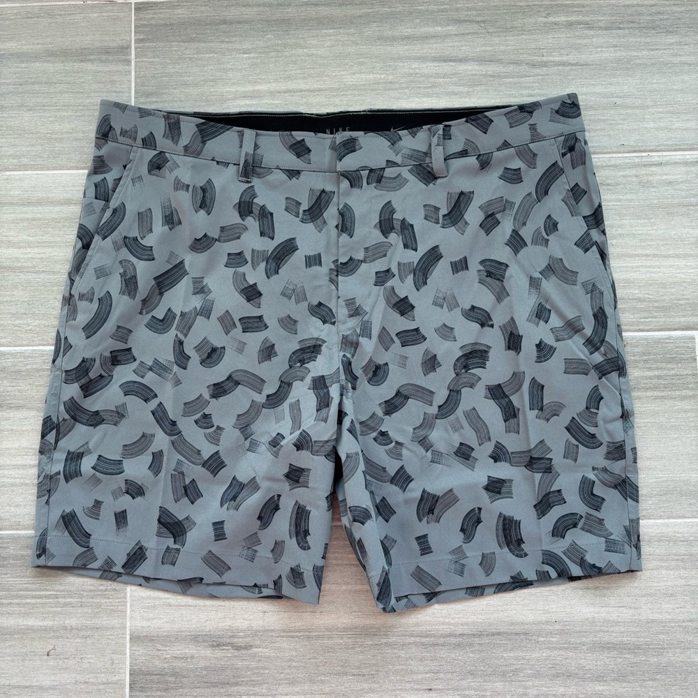NEW NIKE Repel Golf Shorts Men’s 40W Gray Black Brushstroke Design 75% Recycled